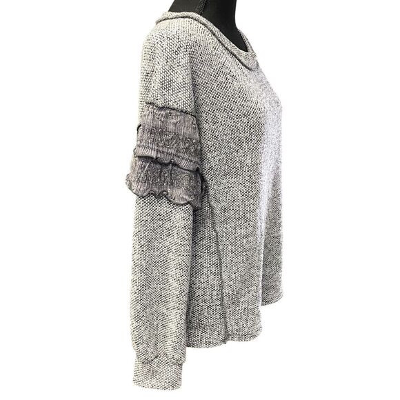 SUGARFOX Sweater Gray Pullover Ruffle Sleeves Reverse Seams NWOT - Picture 5 of 9